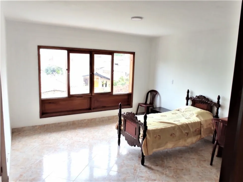 Apartamento de 5 alcobas en venta en Calasanz, Medellín, 185 m² · foto 7 de 22
