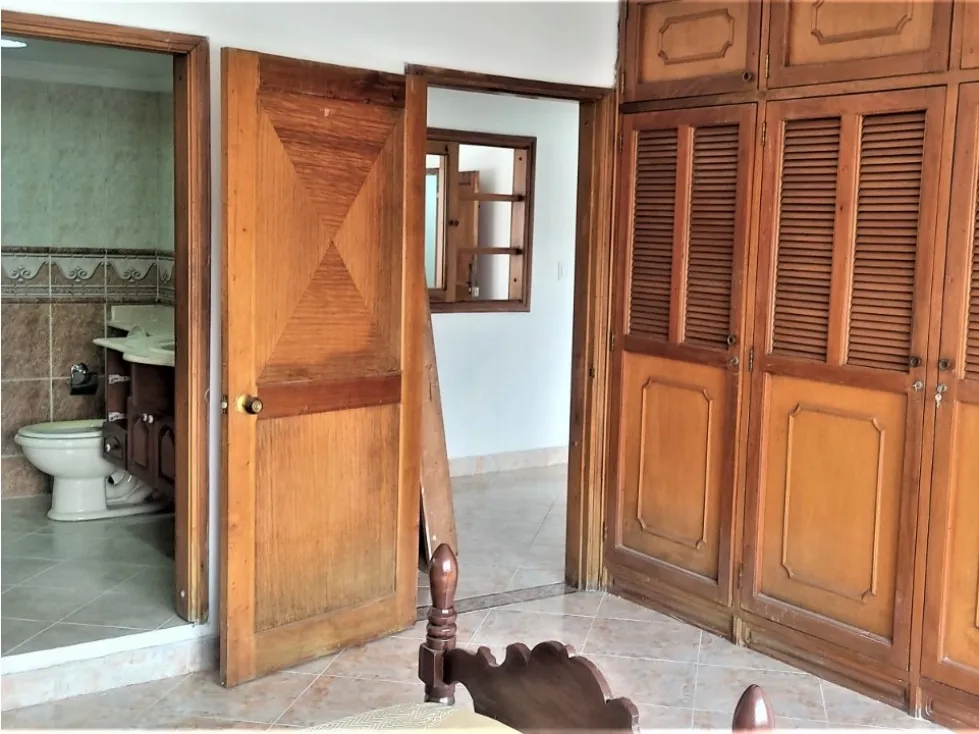 Apartamento de 5 alcobas en venta en Calasanz, Medellín, 185 m² · foto 8 de 22