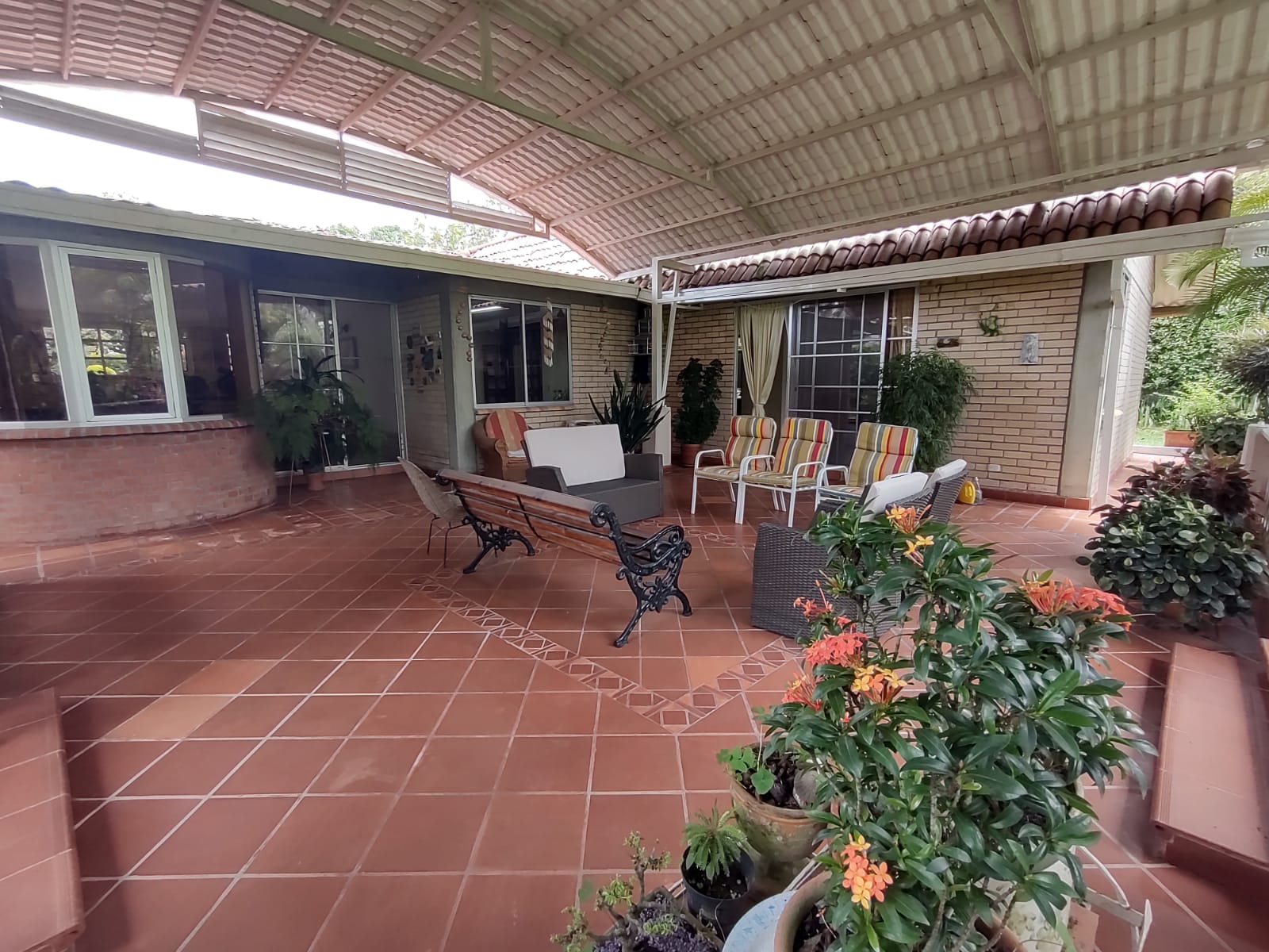 Casa de 4 alcobas en venta en La Morada, Jamundí, 1500 m² · foto 19 de 24