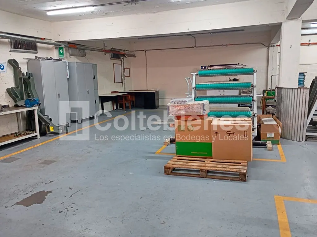 Bodega en arriendo en Zona Industrial 1, Bello, 180 m² · foto 2 de 12