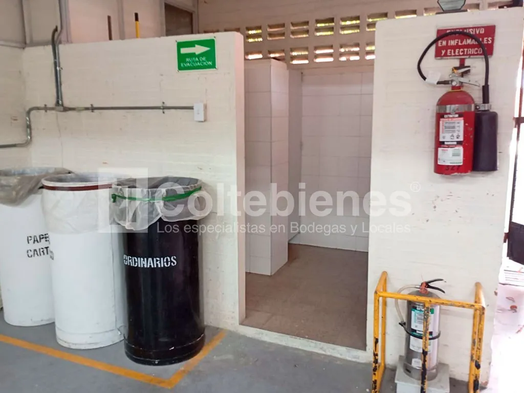 Bodega en arriendo en Zona Industrial 1, Bello, 180 m² · foto 4 de 12