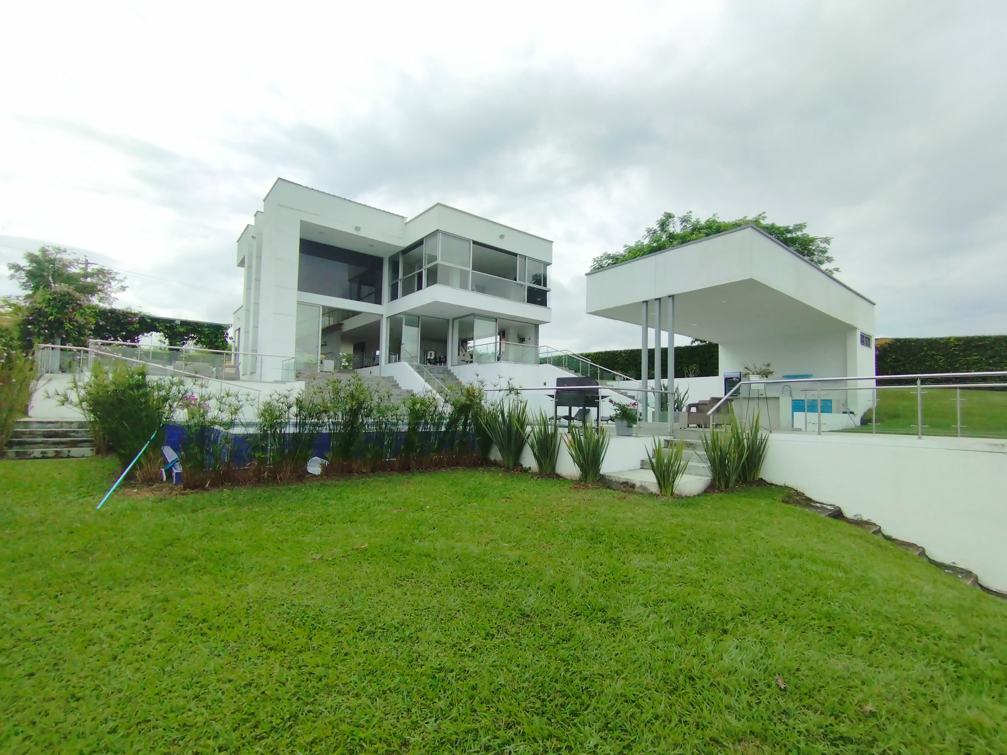 Casa en venta en Cerritos, Pereira · foto 3 de 24