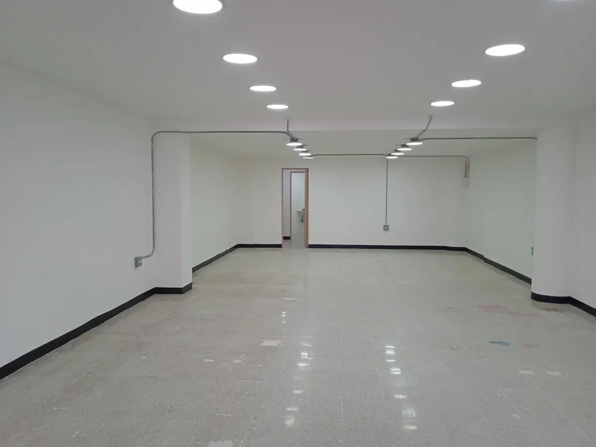 Local en arriendo en Centro Administrativo, Medellín, 85 m² · foto 4 de 24