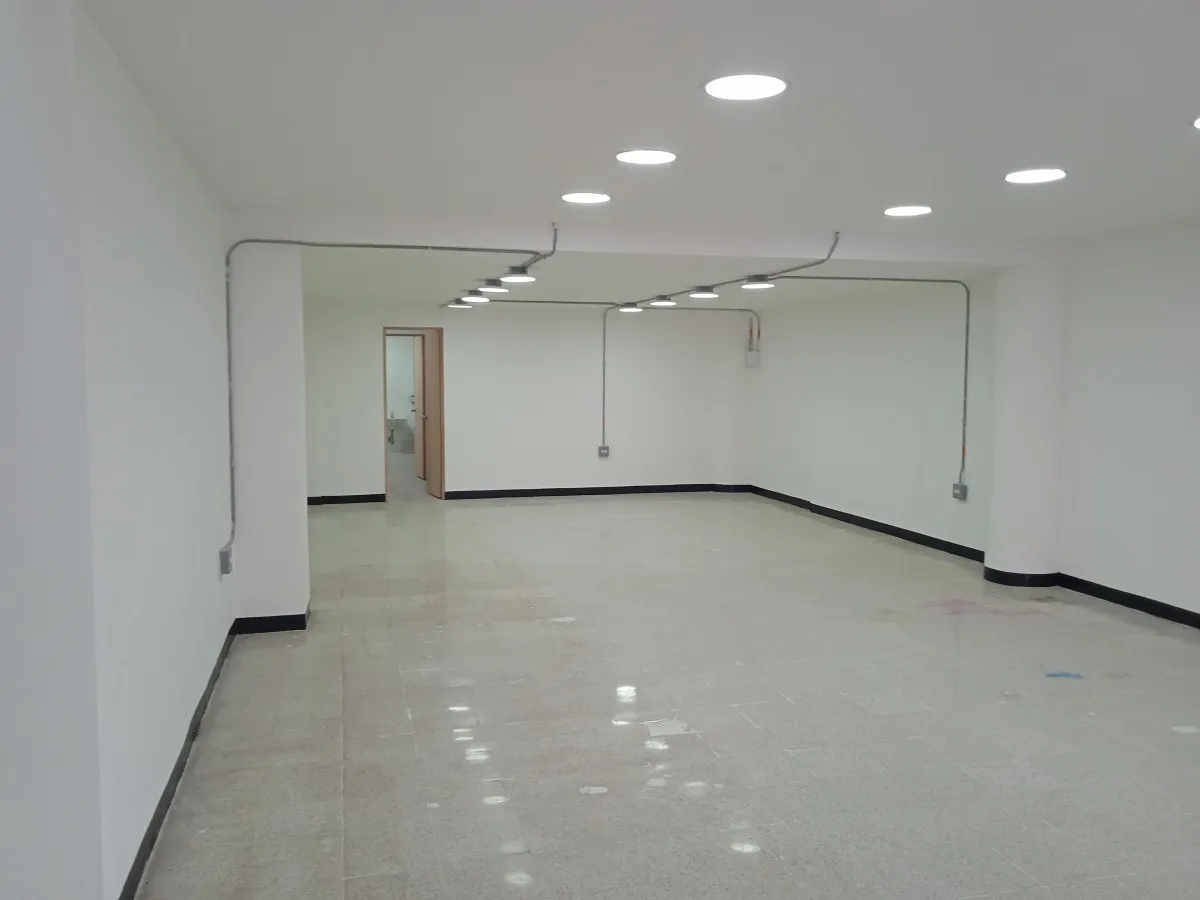 Local en arriendo en Centro Administrativo, Medellín, 85 m² · foto 7 de 24