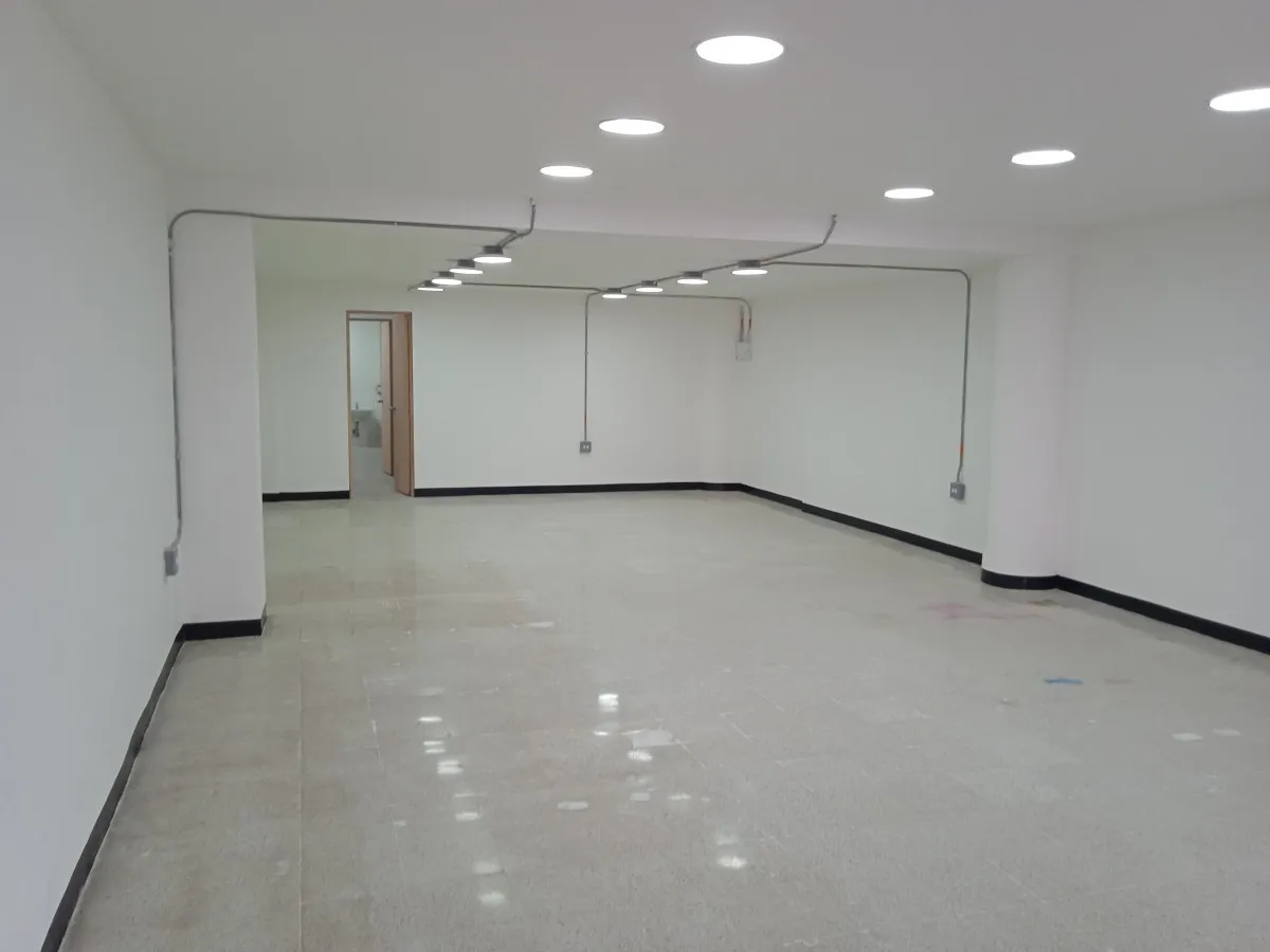 Local en arriendo en Centro Administrativo, Medellín, 85 m² · foto 9 de 24