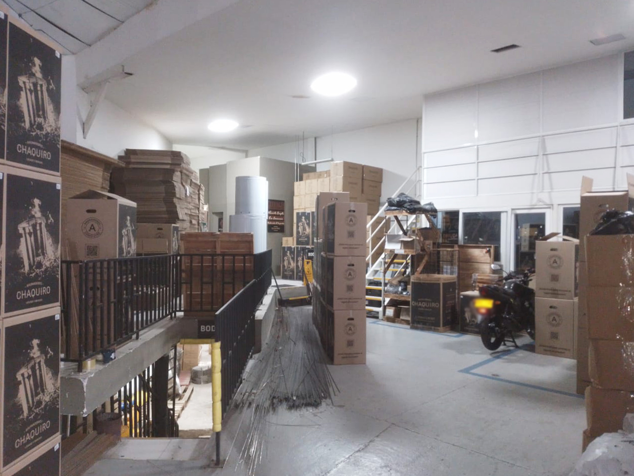 Bodega en venta en Primavera, Envigado, 512 m² · foto 4 de 10