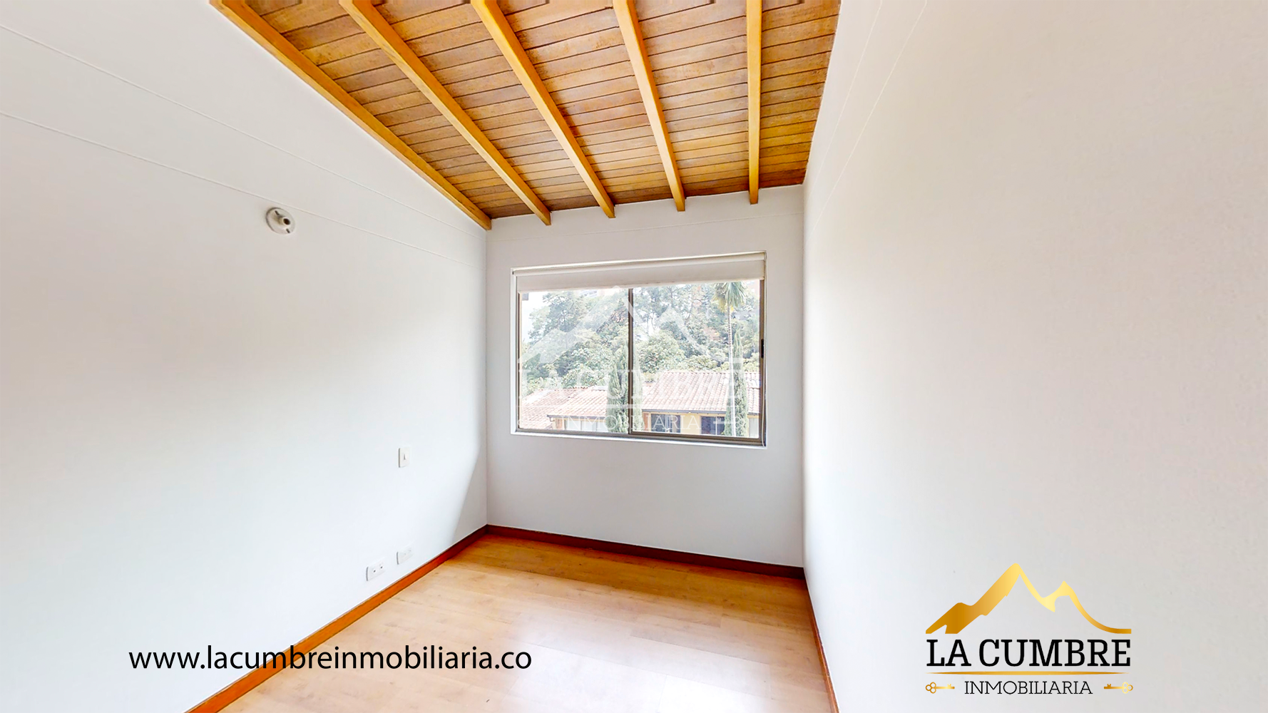 Casa de 3 alcobas en venta en Cumbres, Envigado, 169 m² · foto 12 de 15