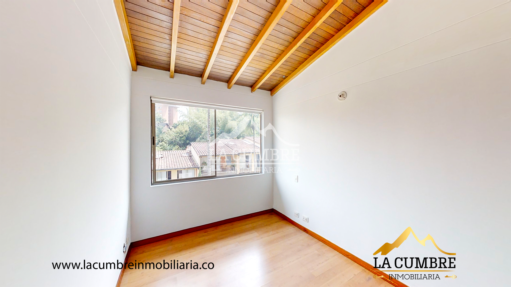 Casa de 3 alcobas en venta en Cumbres, Envigado, 169 m² · foto 14 de 15
