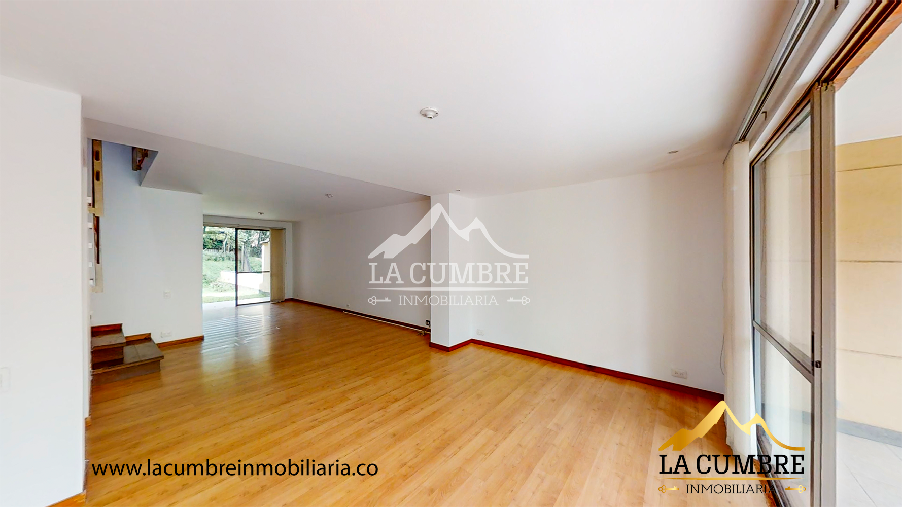 Casa de 3 alcobas en venta en Cumbres, Envigado, 169 m² · foto 2 de 15