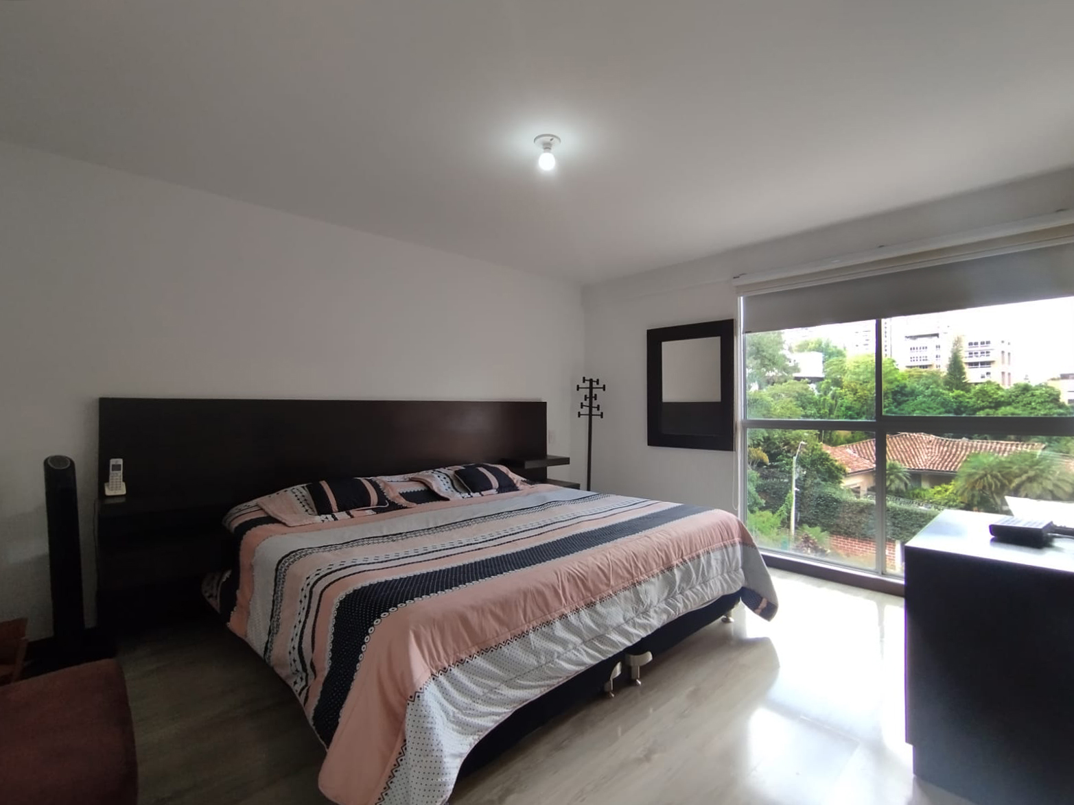 Apartamento de 3 alcobas en arriendo en Castropol, Medellín, 116 m² · foto 10 de 17
