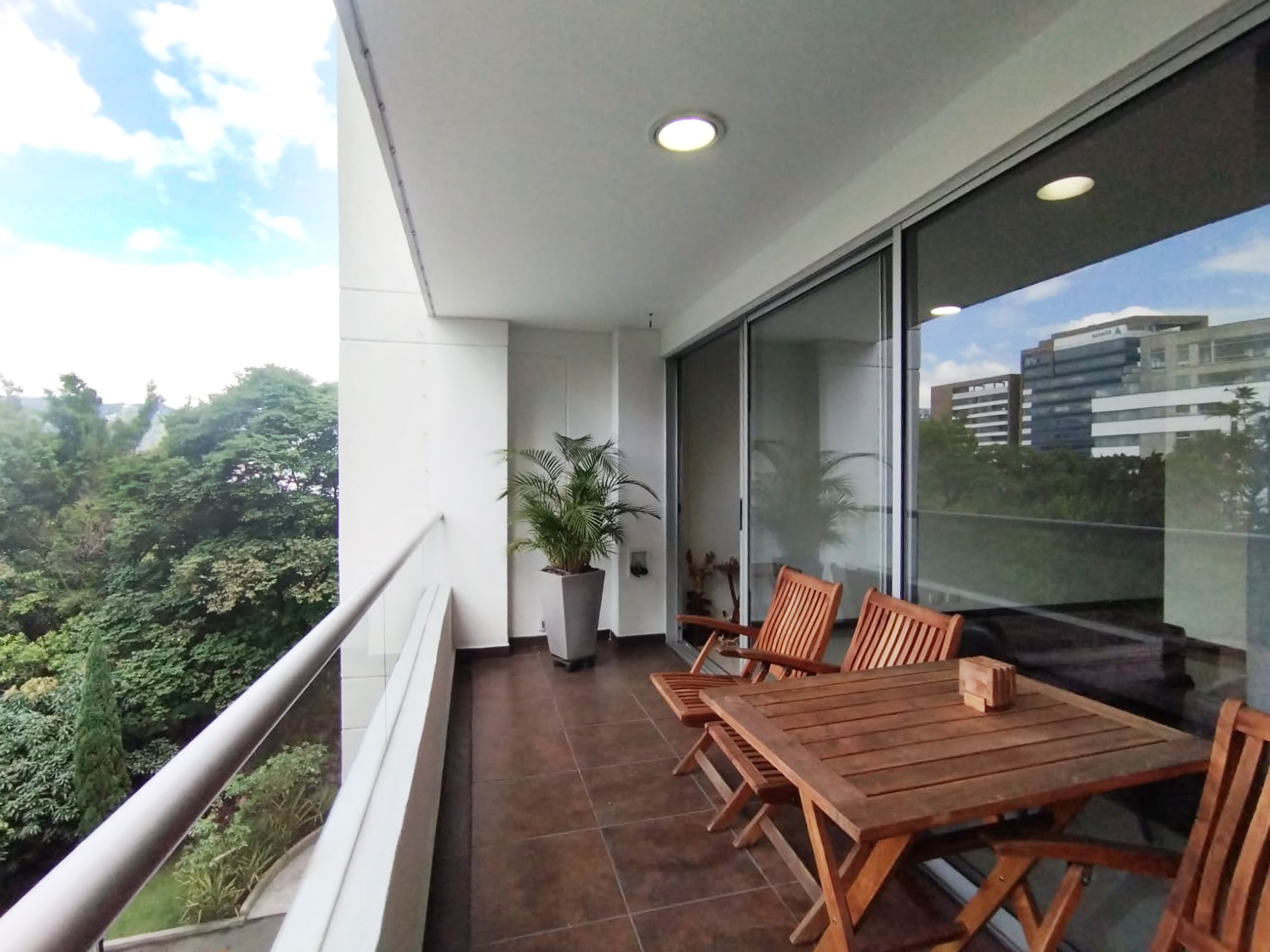 Apartamento de 3 alcobas en arriendo en Castropol, Medellín, 116 m² · foto 17 de 17