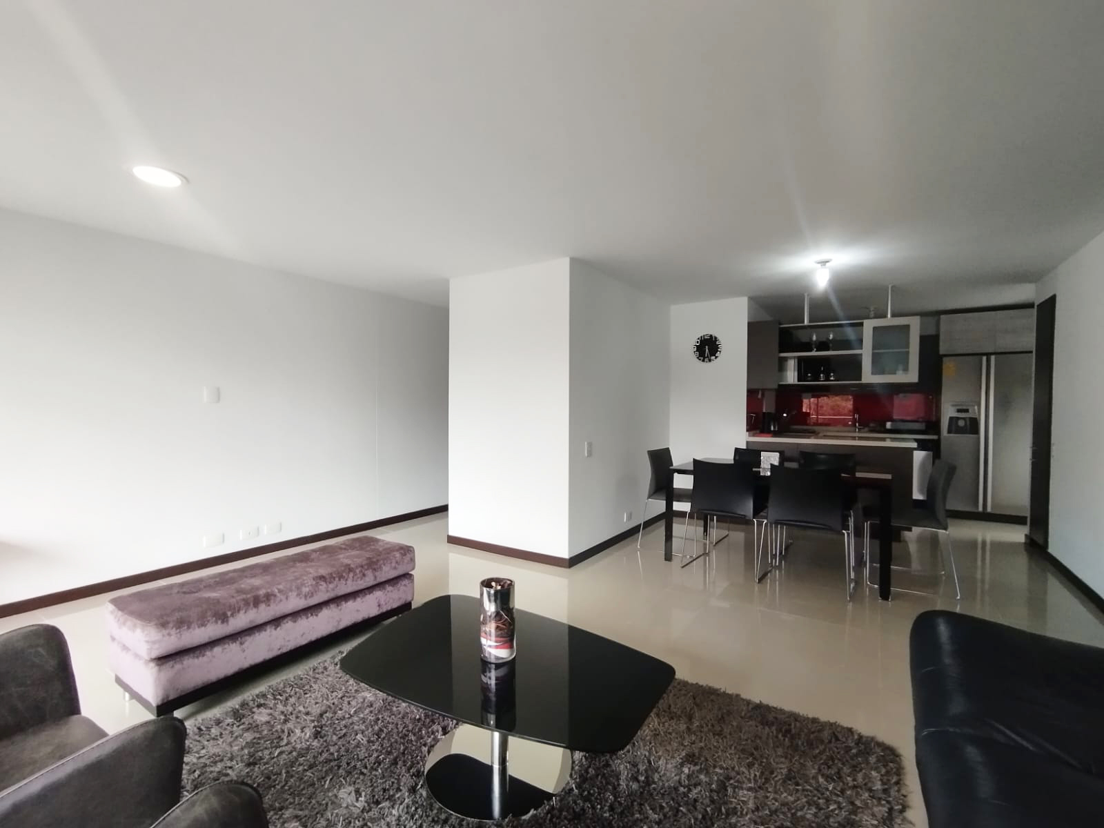 Apartamento de 3 alcobas en arriendo en Castropol, Medellín, 116 m² · foto 4 de 17