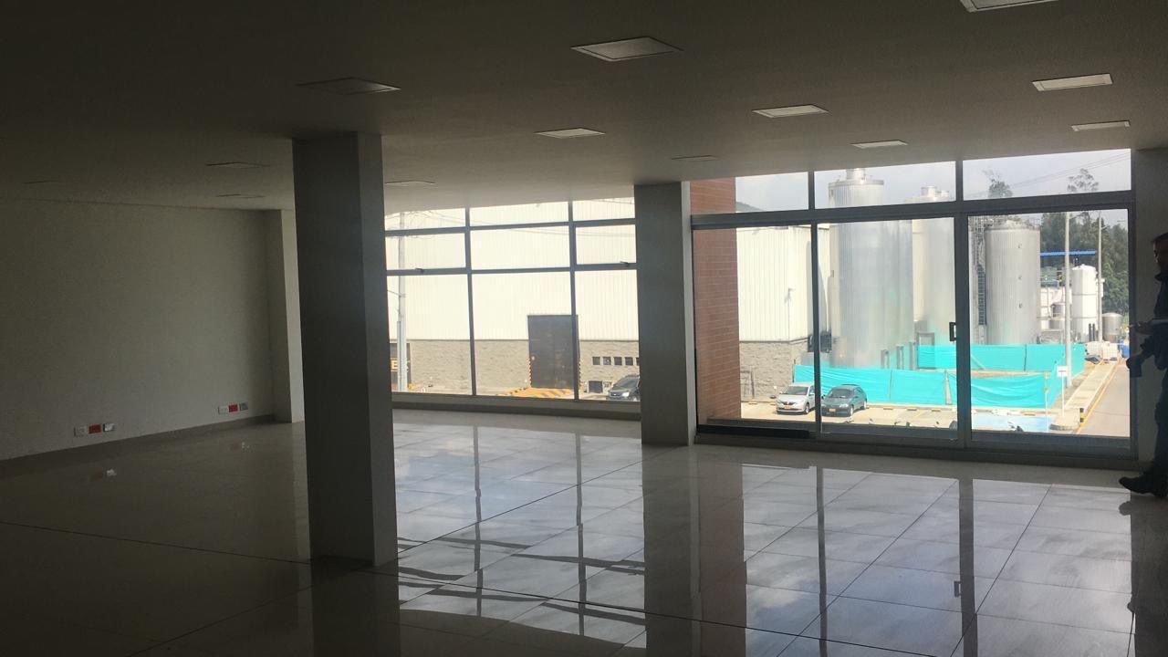 Bodega en venta en Verganzo, Tocancipá, 833 m² · foto 8 de 22