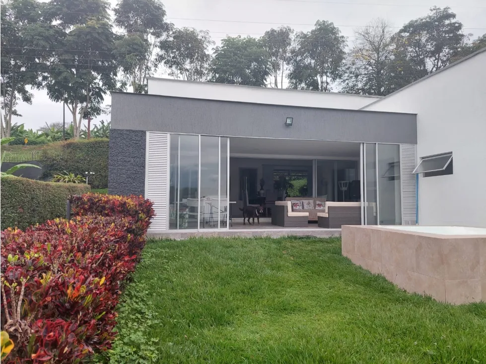 Casa de 4 alcobas en venta en La Yé, Armenia, 218 m² · foto 2 de 22