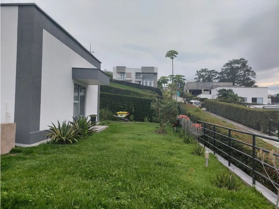 Casa de 4 alcobas en venta en La Yé, Armenia, 218 m² · foto 3 de 22