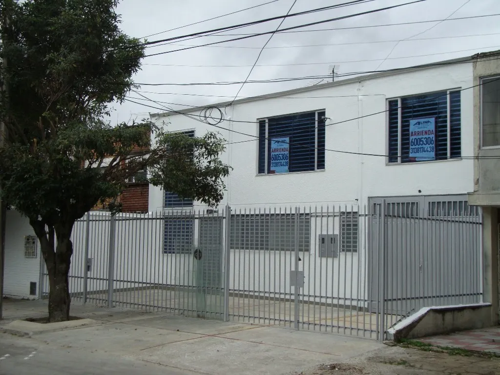 Bodega en Arriendo en Bogotá, Alcazares