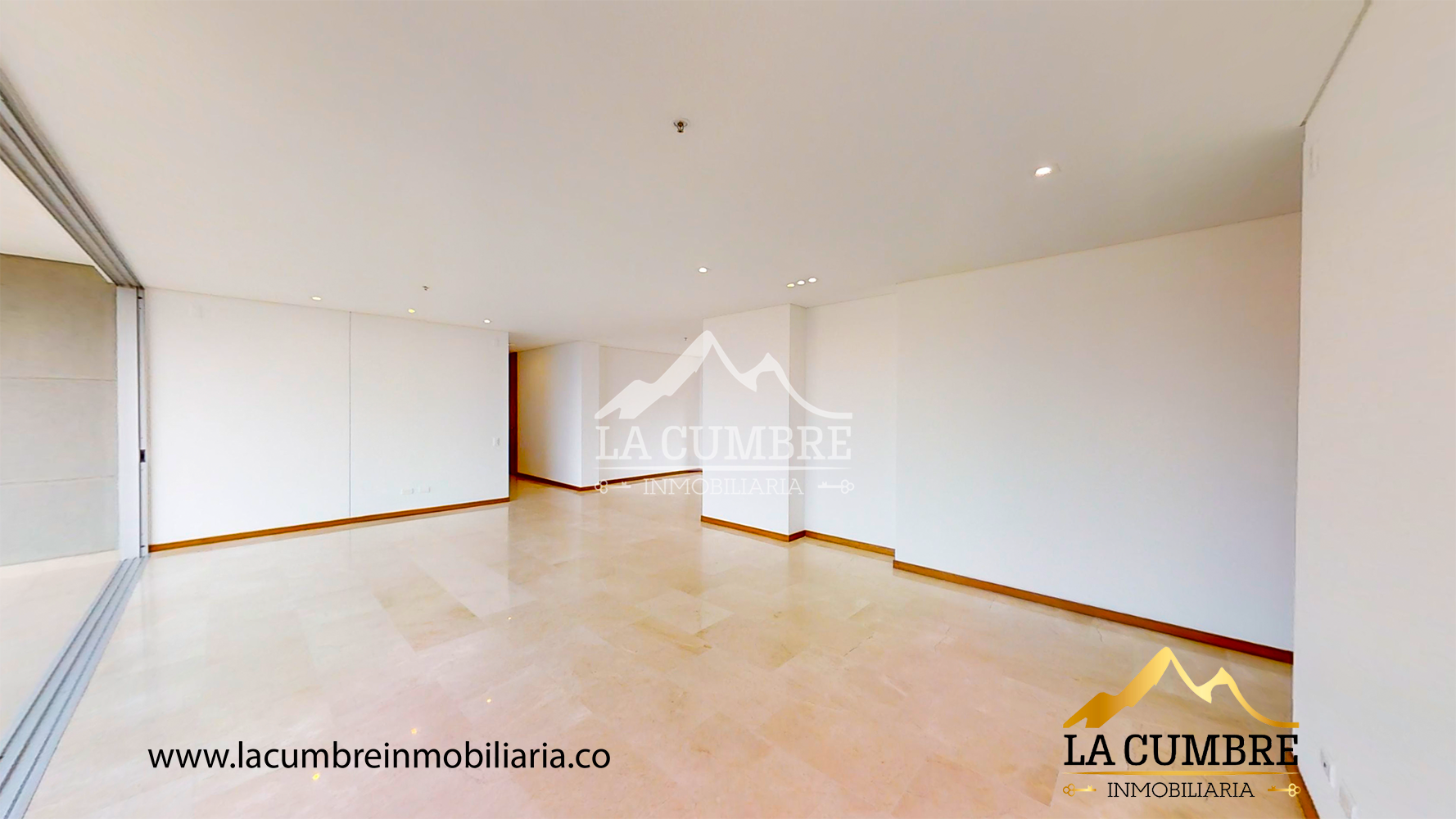 Apartamento en arriendo en El Tesoro, Medellín · foto 2 de 15