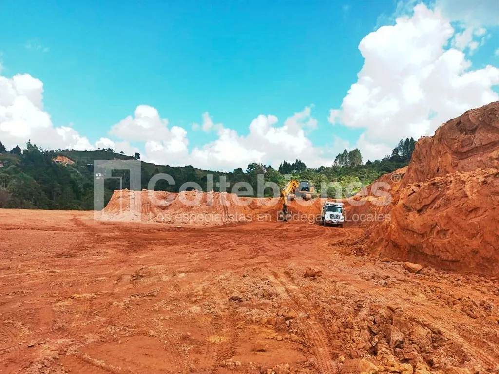 Lote en venta en La Mosquita, Guarne, 461 m² · foto 2 de 10