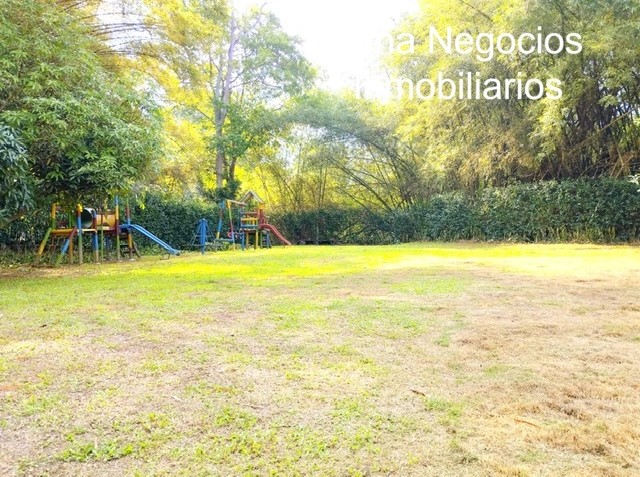 Casa de 7 alcobas en venta en Ruitoque Bajo, Girón, 370 m² · foto 14 de 24