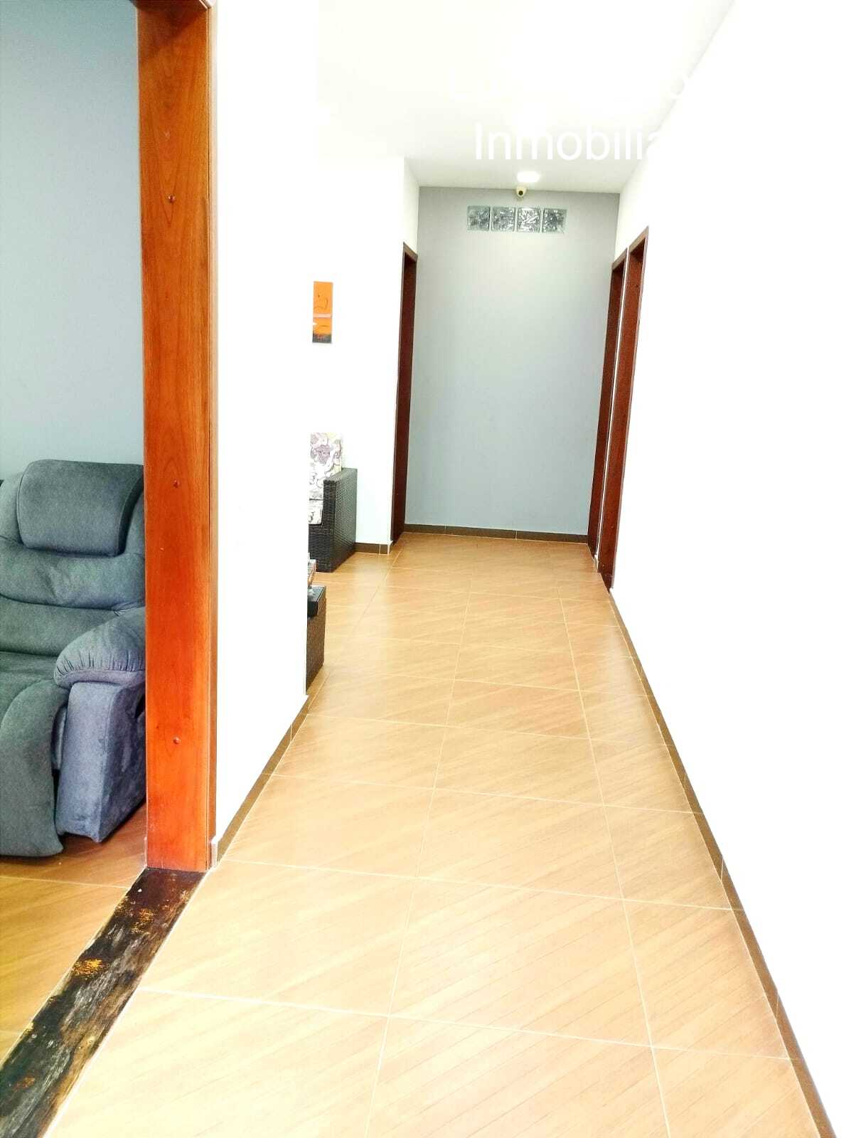 Casa de 7 alcobas en venta en Ruitoque Bajo, Girón, 370 m² · foto 21 de 24