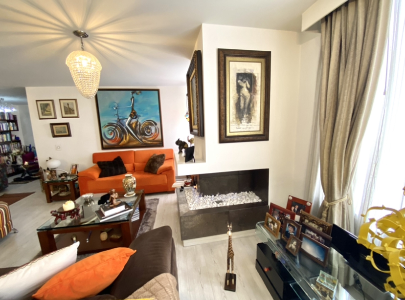 Apartamento en venta en Santa Barbara, Bogotá · foto 2 de 24
