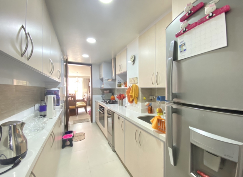 Apartamento en venta en Santa Barbara, Bogotá · foto 9 de 24