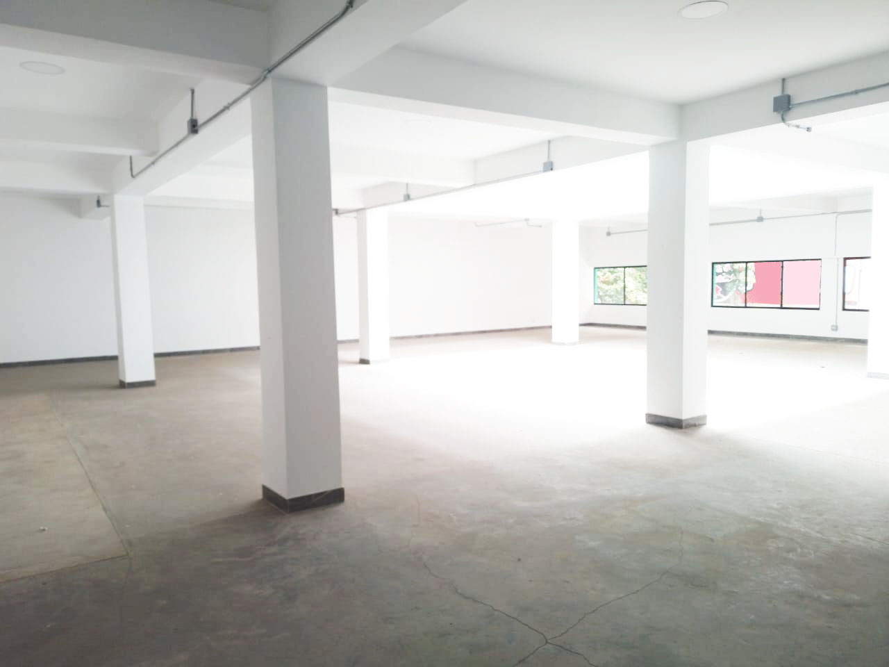 Oficina en arriendo en La Candelaria, Medellín, 566 m² · foto 9 de 20