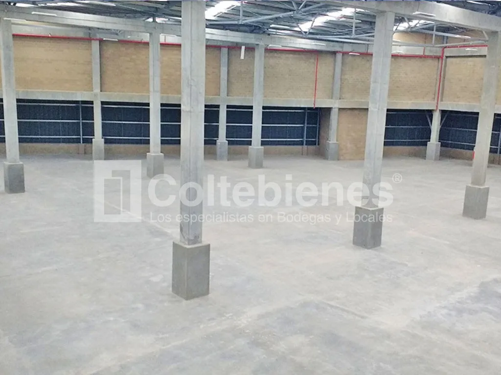 Bodega en arriendo en Pueblo Viejo, La Estrella · foto 3 de 8