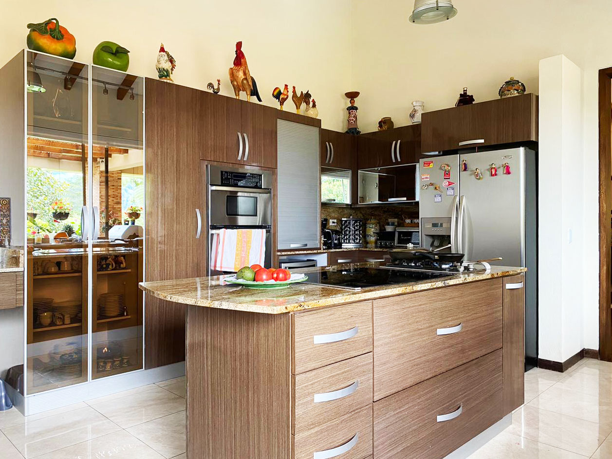Casa de 3 alcobas en venta en Llano Grande, Rionegro, 674 m² · foto 14 de 20