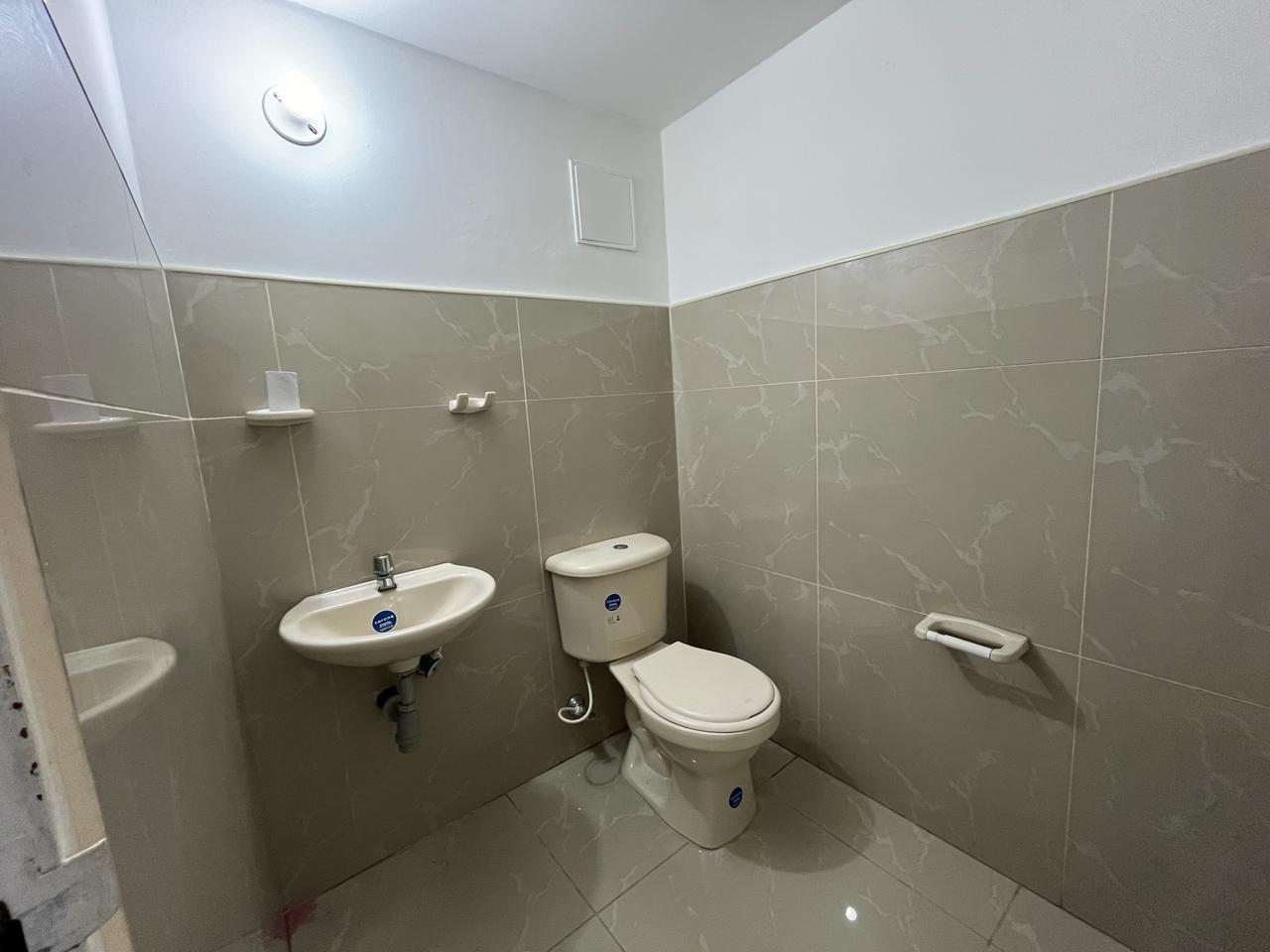 Local en venta en La Candelaria, Medellín, 52 m² · foto 6 de 8