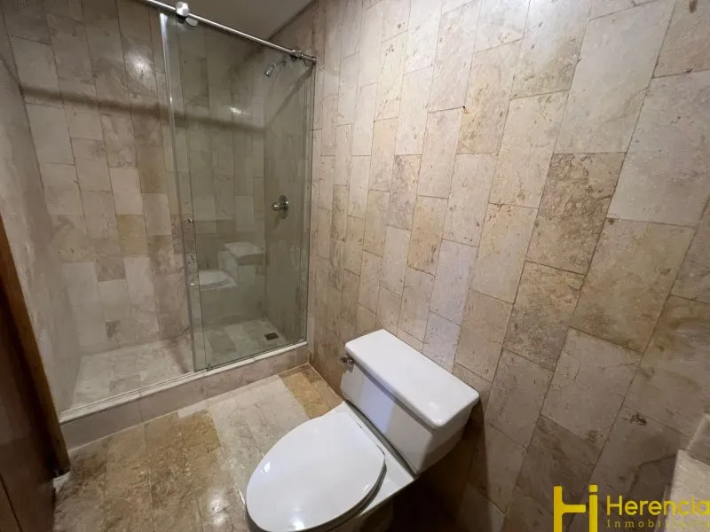 Apartamento de 3 alcobas en venta en San Lucas, Medellín, 366 m² · foto 12 de 24