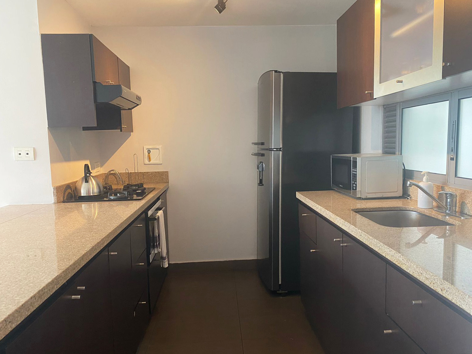 Apartamento en arriendo en Milla De Oro, Medellín · foto 7 de 19