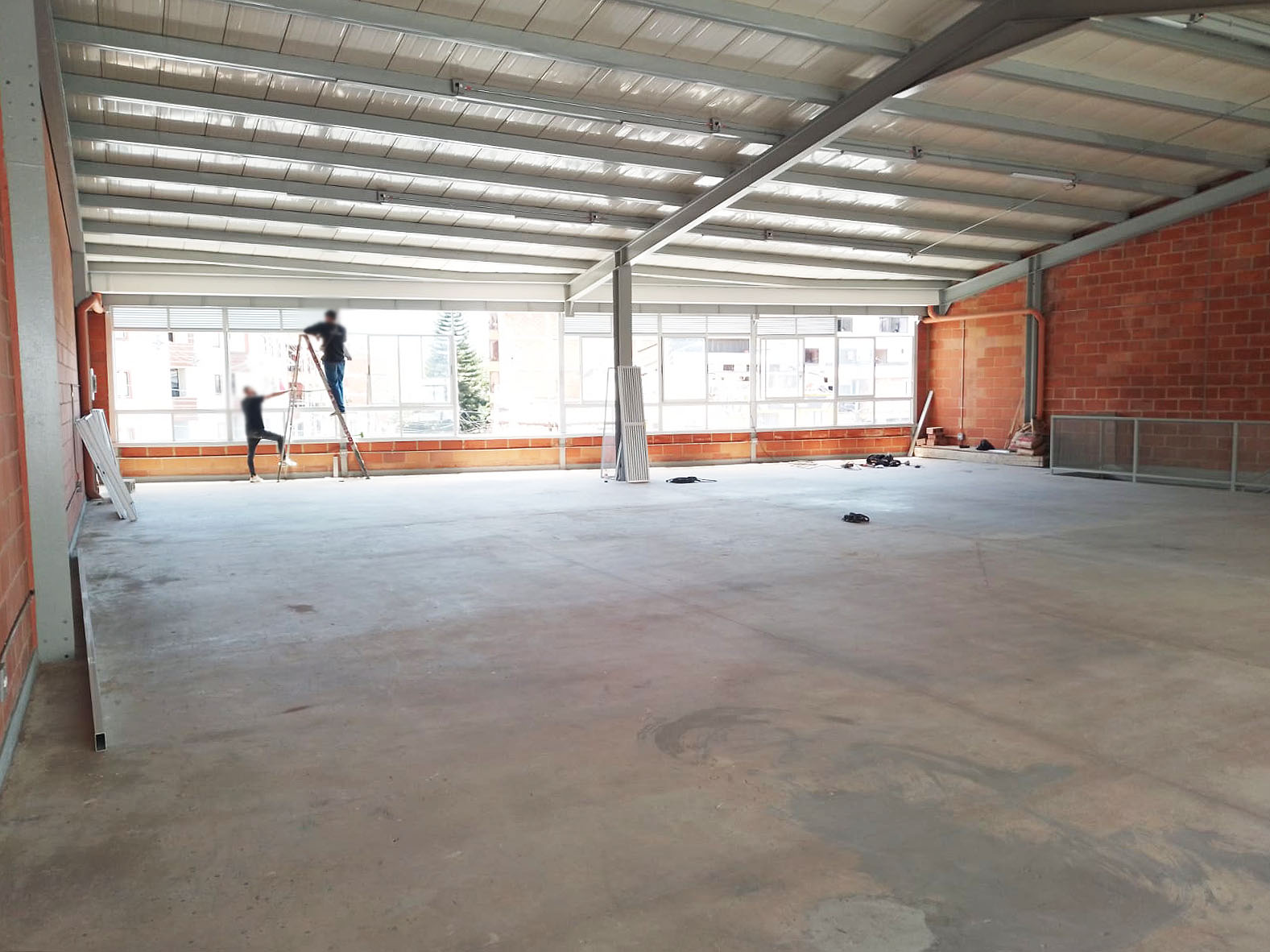 Local en arriendo en Simon Bolivar, Medellín, 260 m² · foto 3 de 12