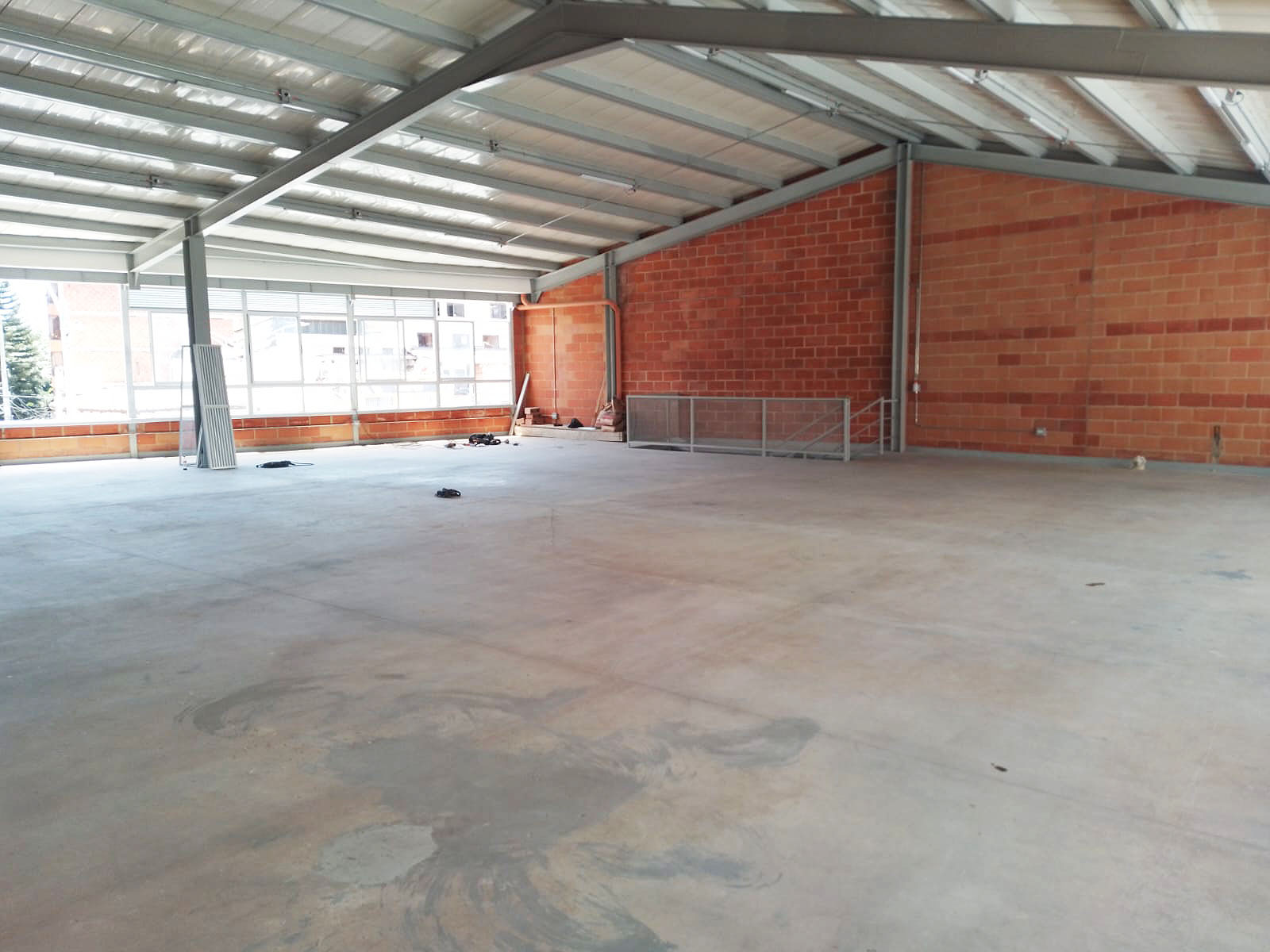 Local en arriendo en Simon Bolivar, Medellín, 260 m² · foto 7 de 12