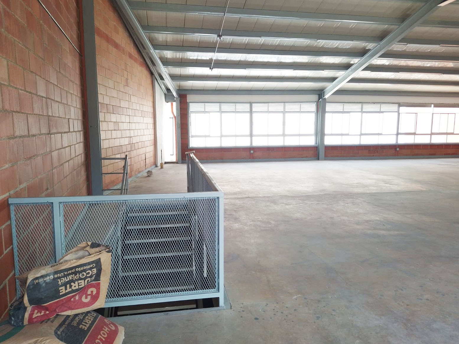 Local en arriendo en Simon Bolivar, Medellín, 260 m² · foto 9 de 12