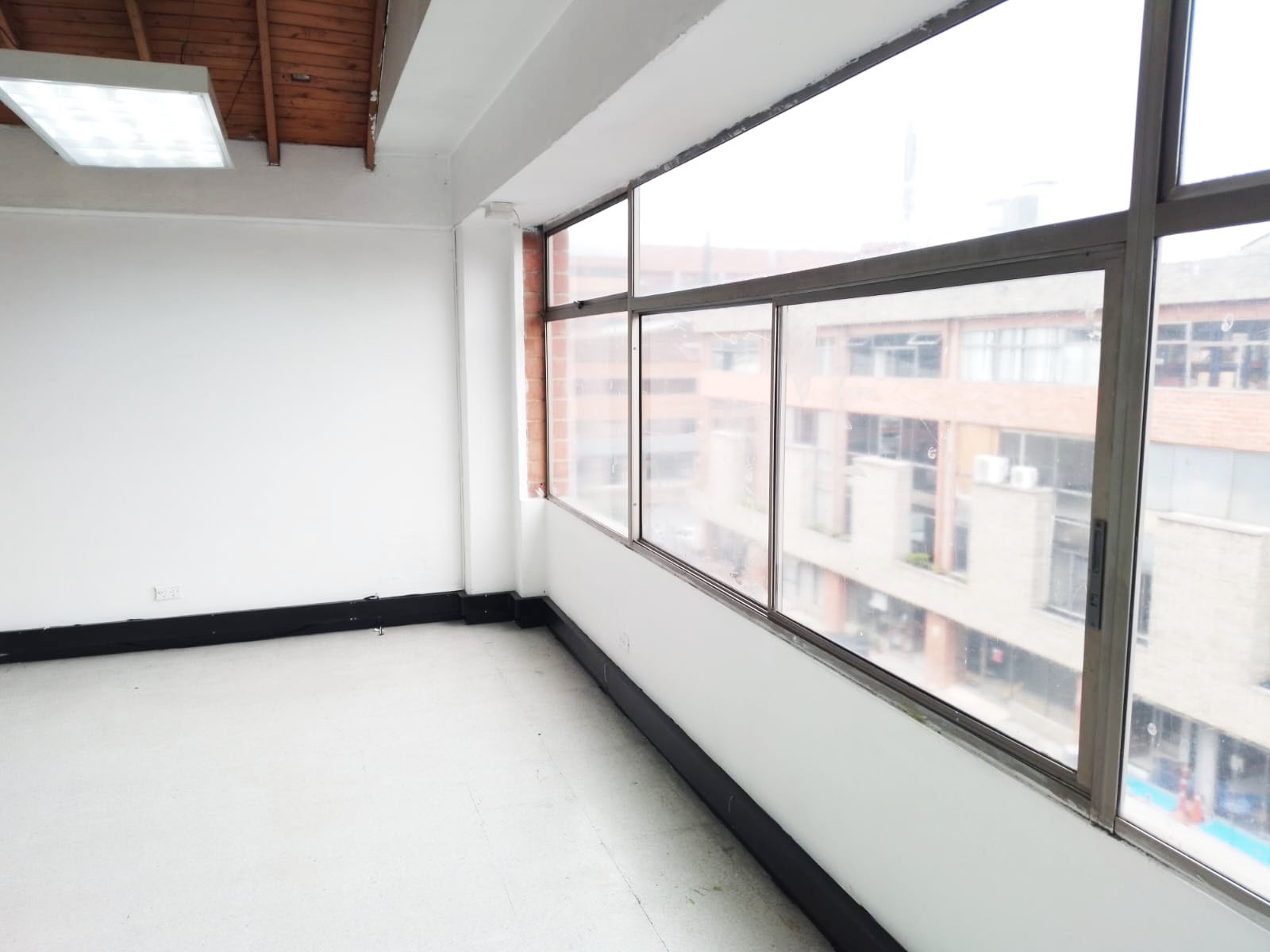 Bodega en arriendo en Cristo Rey, Medellín, 280 m² · foto 14 de 18