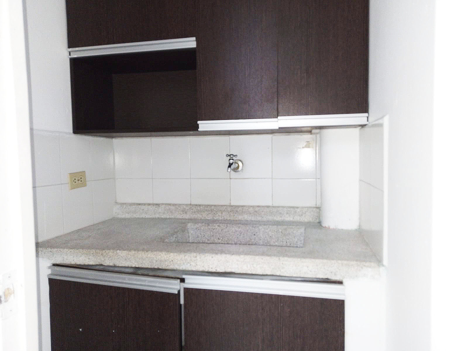 Bodega en arriendo en Cristo Rey, Medellín, 280 m² · foto 18 de 18