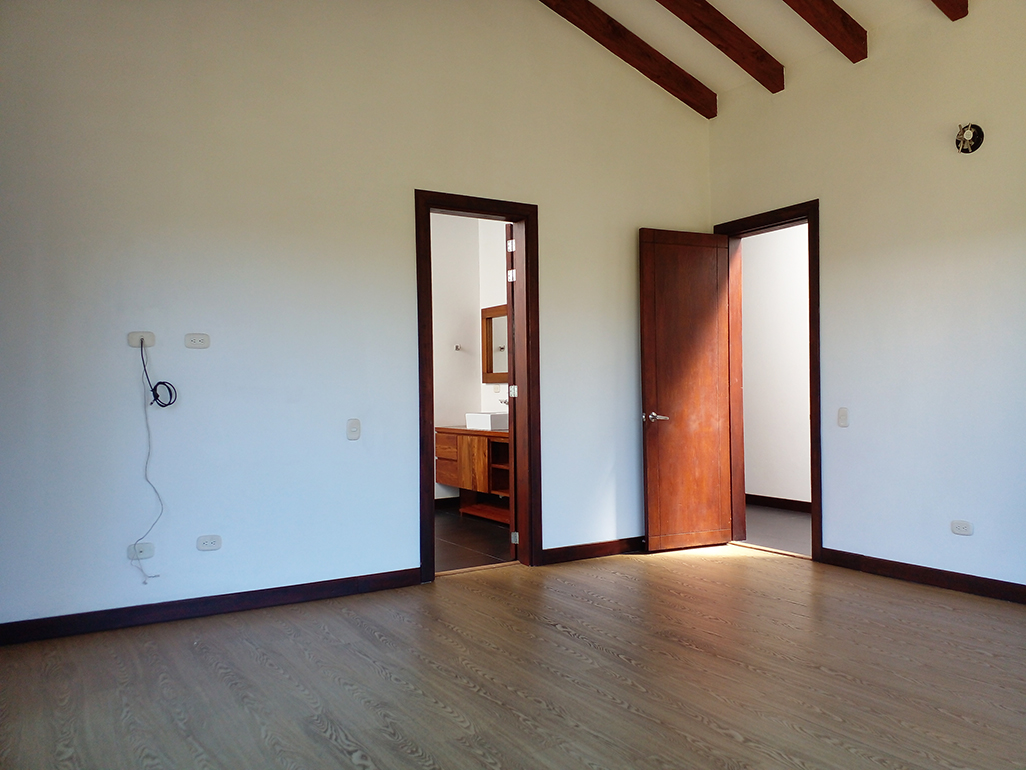 Casa de 3 alcobas en arriendo en El Retiro, 387 m² · foto 12 de 19