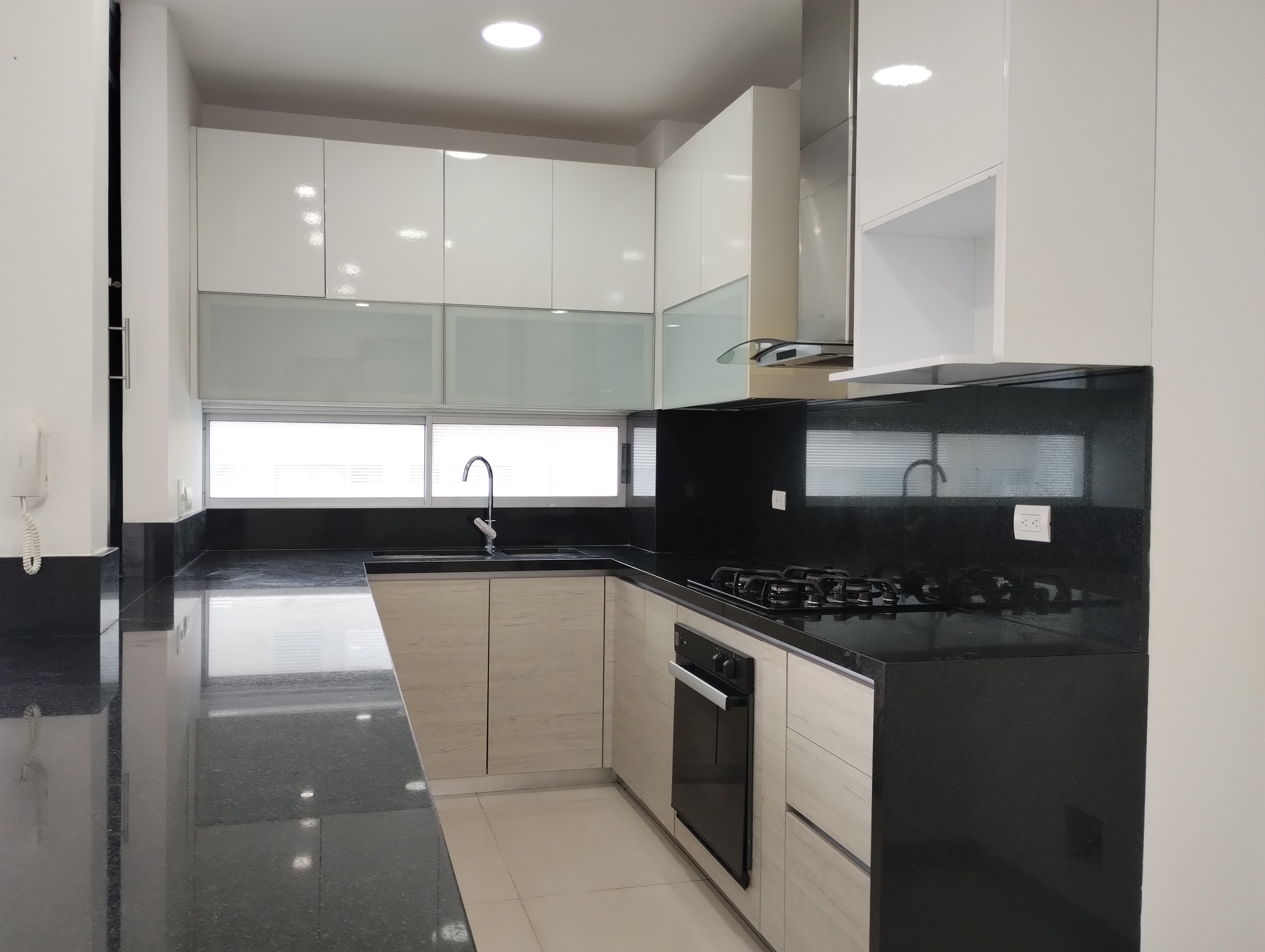 Apartamento de 3 alcobas en arriendo en Ub. Altos De Parque, Barranquilla, 154 m² · foto 11 de 16