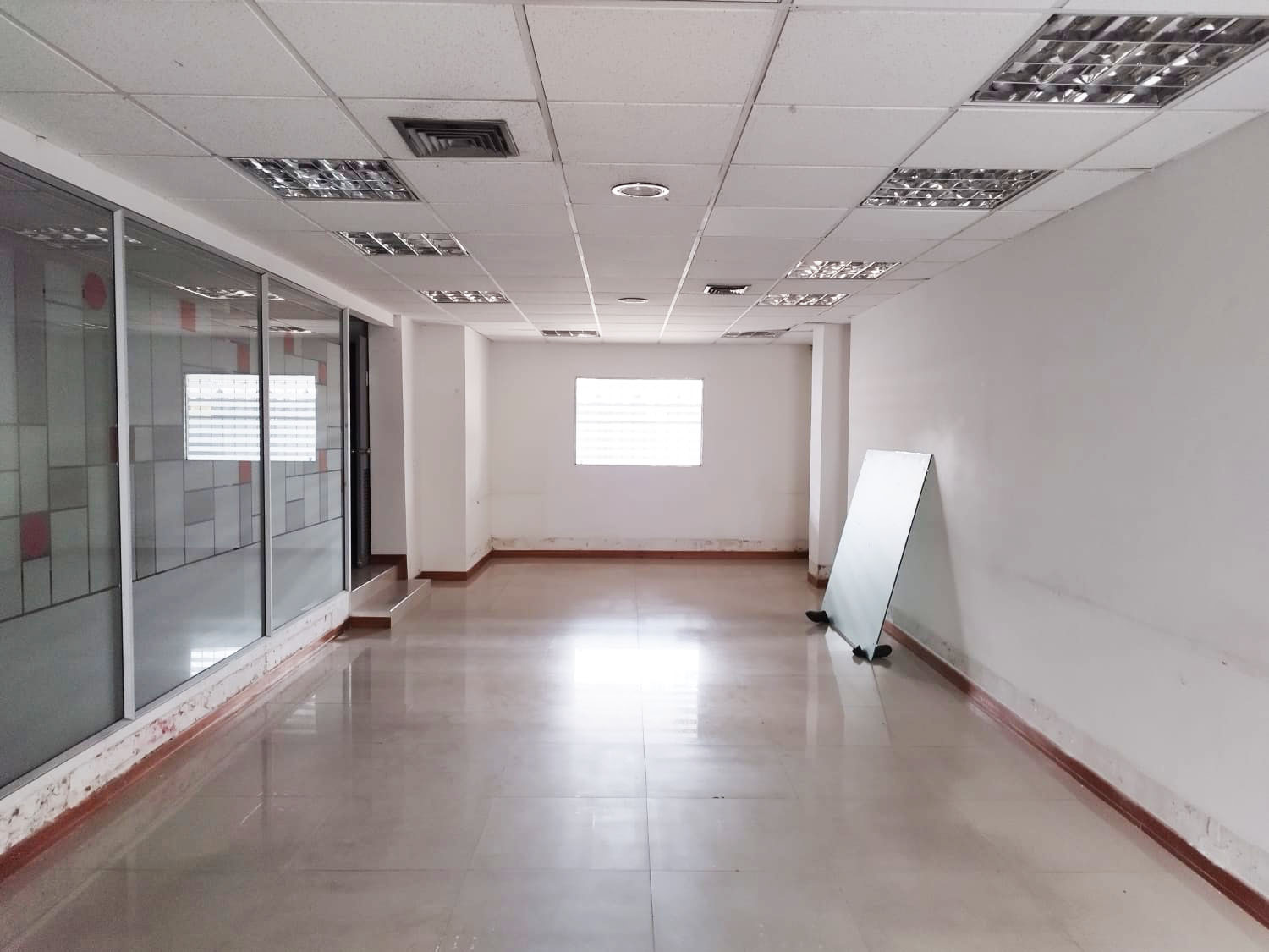 Local en arriendo en Castropol, Medellín, 83 m² · foto 8 de 15