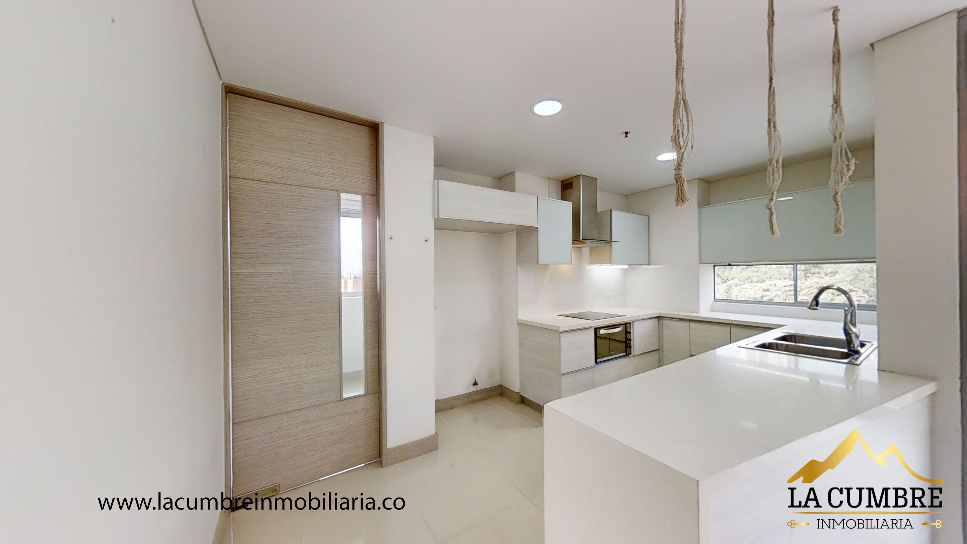 Apartamento en arriendo en El Poblado, Medellín · foto 4 de 11