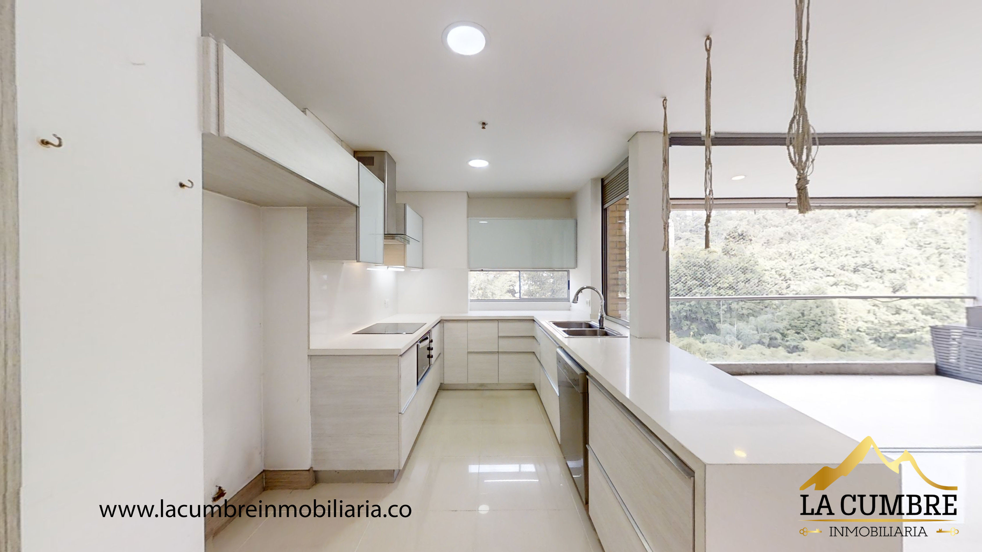 Apartamento en arriendo en El Poblado, Medellín · foto 5 de 11