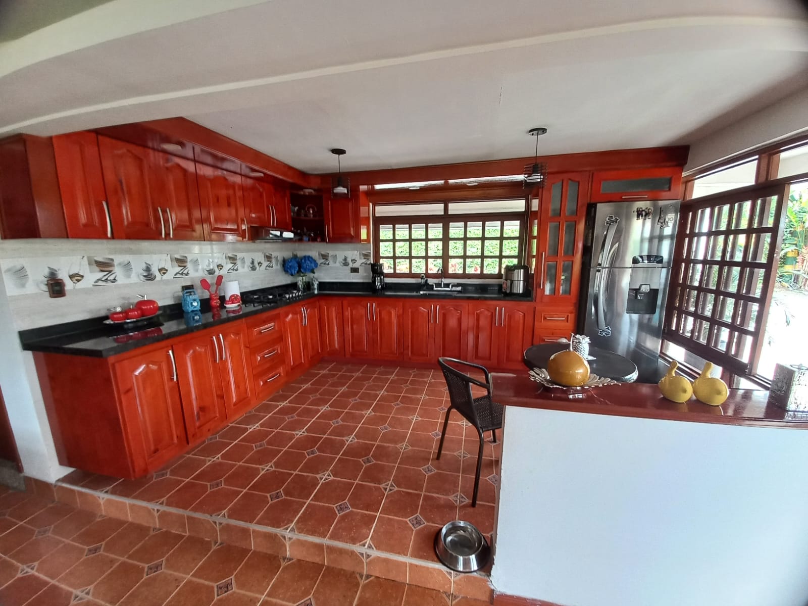 Casa de 6 alcobas en venta en Puerto Espejo, Armenia, 300 m² · foto 13 de 24