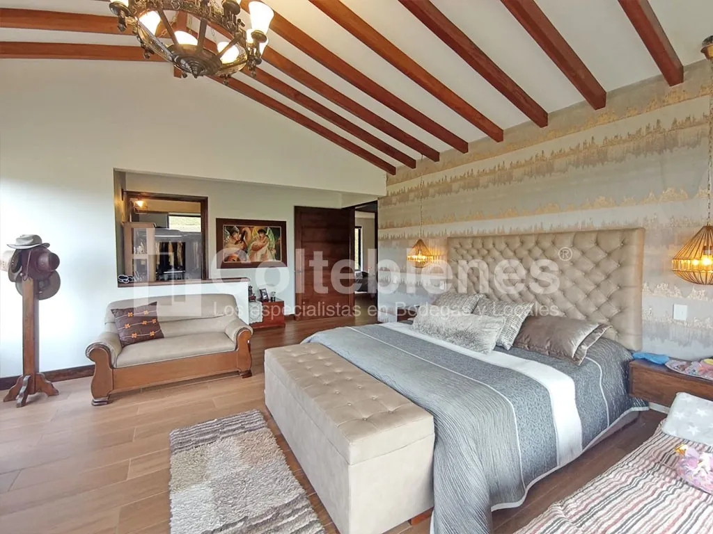 Casa de 4 alcobas en venta en Santa Ana, Rionegro, 375 m² · foto 16 de 24