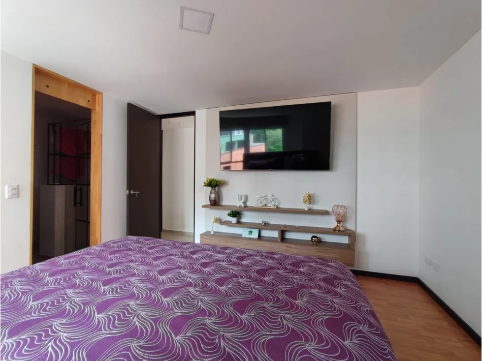 Apartamento de 2 alcobas en venta en Las Lomitas, Sabaneta, 80 m² · foto 12 de 18