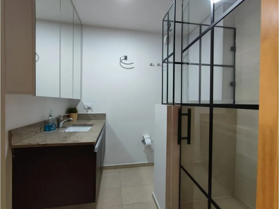 Apartamento de 2 alcobas en venta en Las Lomitas, Sabaneta, 80 m² · foto 16 de 18