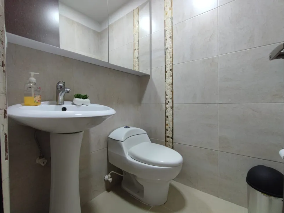 Apartamento de 2 alcobas en venta en Las Lomitas, Sabaneta, 80 m² · foto 6 de 18