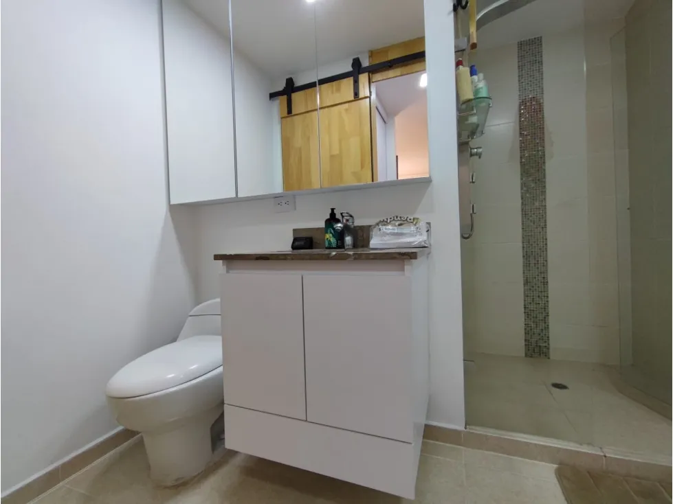 Apartamento de 2 alcobas en venta en Las Lomitas, Sabaneta, 80 m² · foto 9 de 18