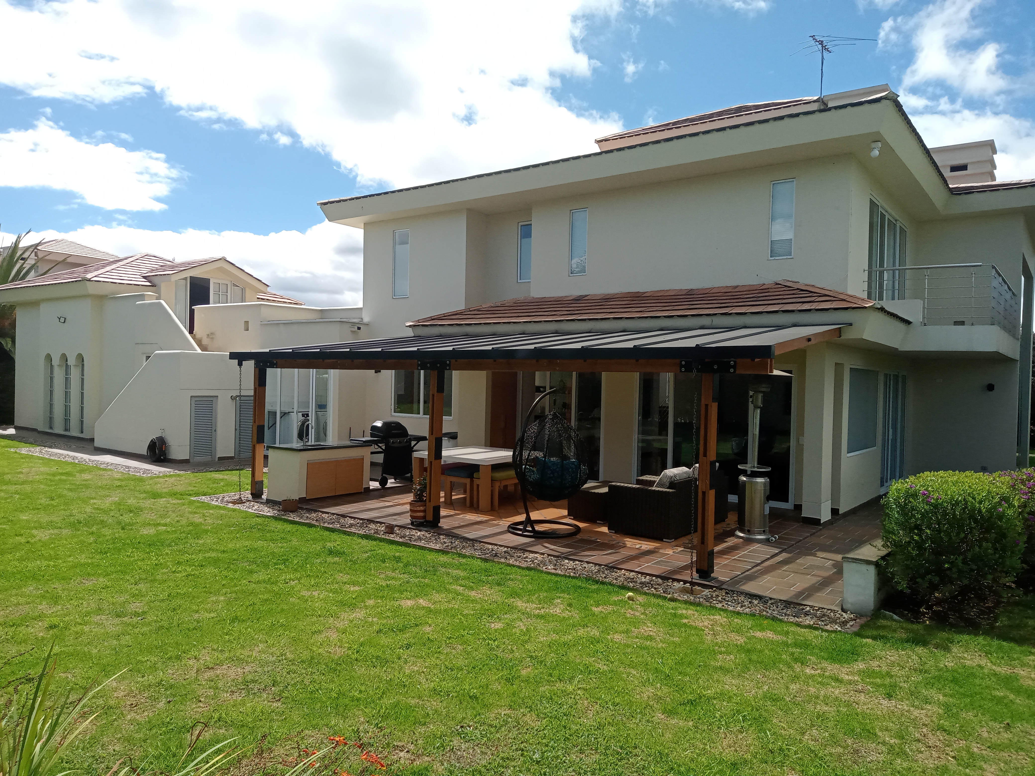 Casa en venta en San Simón, Bogotá · foto 4 de 24