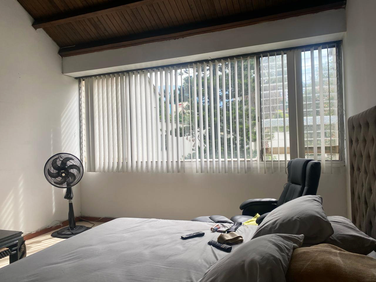 Apartamento de 3 alcobas en arriendo en La Aguacatala, Medellín, 145 m² · foto 10 de 16